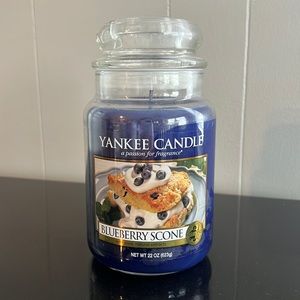 RETIRED Blueberry Scone Yankee Candle